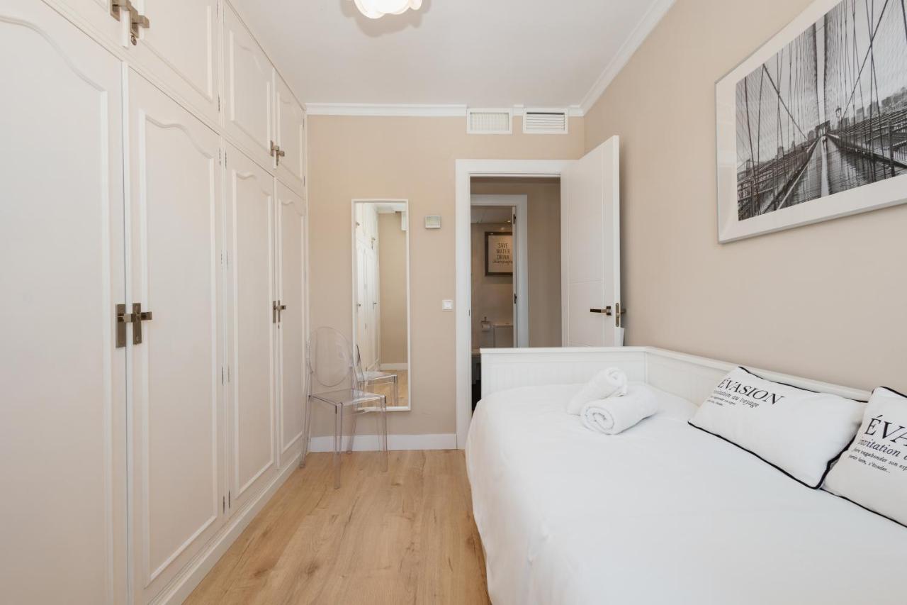 In The Historic Center Of Malaga, Very Close To The Beach And The Ave Train Station, With Private Parking Dış mekan fotoğraf