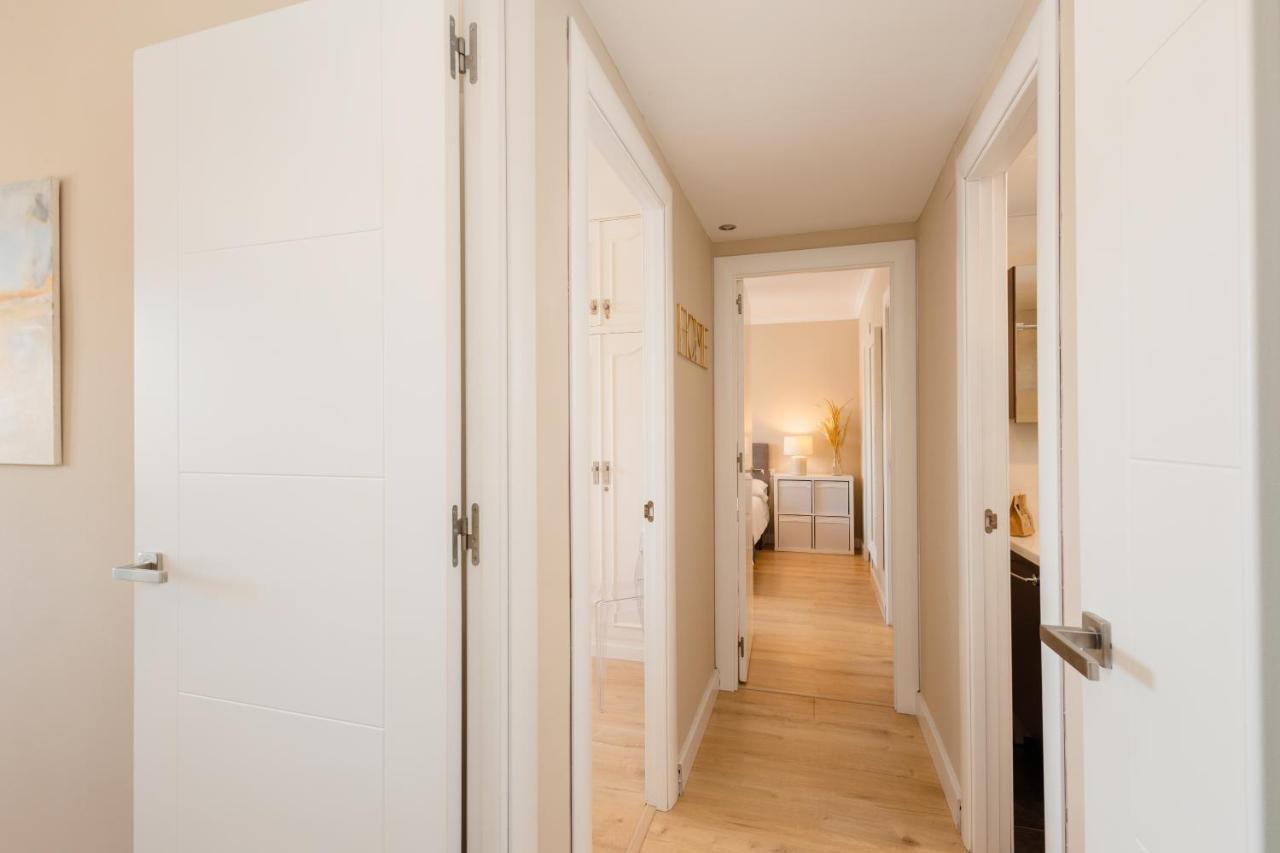 In The Historic Center Of Malaga, Very Close To The Beach And The Ave Train Station, With Private Parking Dış mekan fotoğraf