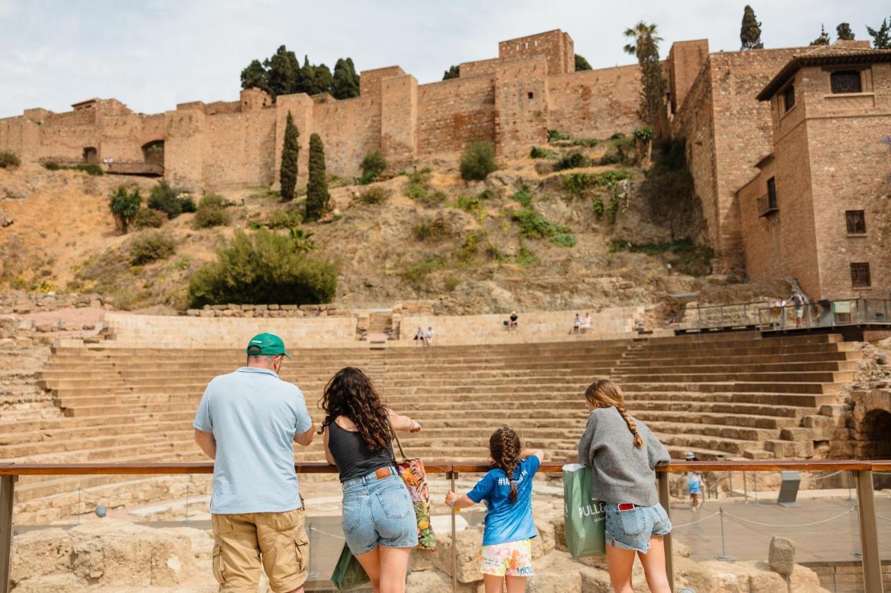 In The Historic Center Of Malaga, Very Close To The Beach And The Ave Train Station, With Private Parking Dış mekan fotoğraf