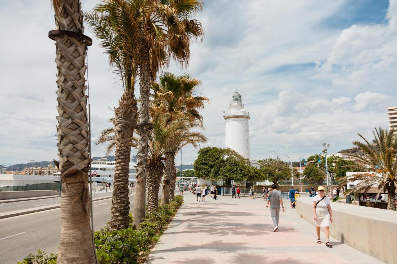 In The Historic Center Of Malaga, Very Close To The Beach And The Ave Train Station, With Private Parking Dış mekan fotoğraf