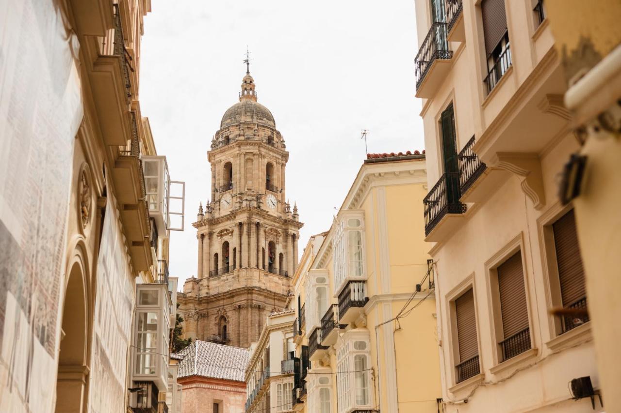 In The Historic Center Of Malaga, Very Close To The Beach And The Ave Train Station, With Private Parking Dış mekan fotoğraf